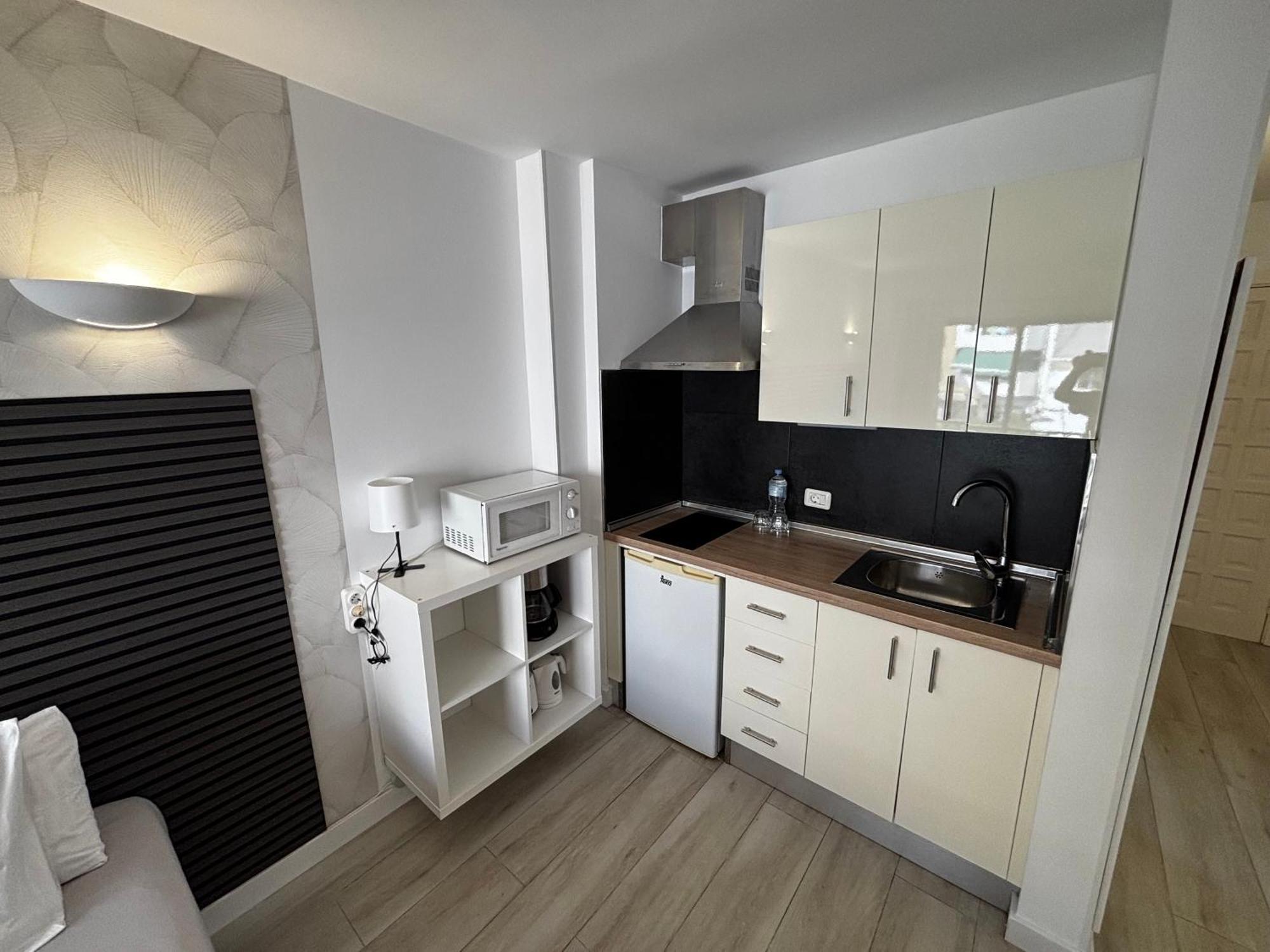 Cozy Studio In Los Cristianos Beach Free Wifi Арона Экстерьер фото